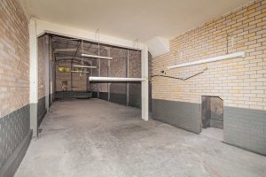 Depósito com 230m² no bairro Jardim Floresta em Porto Alegre para Alugar