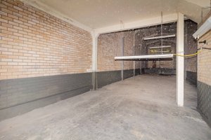 Depósito com 230m² no bairro Jardim Floresta em Porto Alegre para Alugar