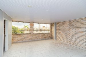 Depósito com 230m² no bairro Jardim Floresta em Porto Alegre para Alugar