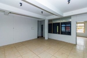 Depósito com 500m² no bairro Floresta em Porto Alegre para Alugar