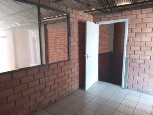 Depósito com 260m² no bairro Anchieta em Porto Alegre para Alugar