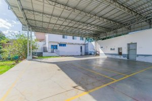 Depósito com 1.100m² no bairro Vila Jardim em Porto Alegre para Alugar