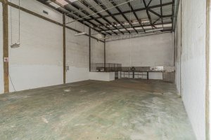 Depósito com 235m² no bairro Navegantes em Porto Alegre para Alugar