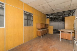 Depósito com 235m² no bairro Navegantes em Porto Alegre para Alugar