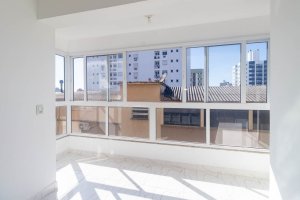 Apartamento com 84m², 3 dormitórios no bairro Santana em Porto Alegre para Alugar
