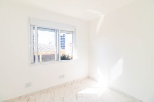 Apartamento com 84m², 3 dormitórios no bairro Santana em Porto Alegre para Alugar