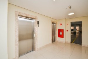 Apartamento com 84m², 3 dormitórios no bairro Santana em Porto Alegre para Alugar