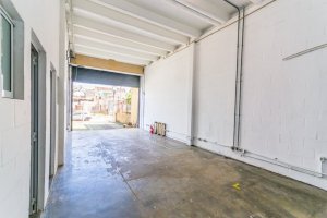 Depósito com 250m² no bairro Navegantes em Porto Alegre para Alugar