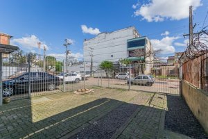 Depósito com 250m² no bairro Navegantes em Porto Alegre para Alugar