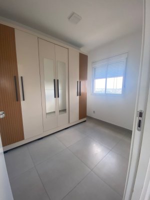 Apartamento com 85m², 2 dormitórios no bairro Humaitá em Porto Alegre para Alugar