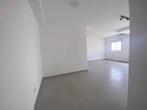 Apartamento com 85m², 2 dormitórios no bairro Humaitá em Porto Alegre para Alugar