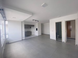 Apartamento com 85m², 2 dormitórios no bairro Humaitá em Porto Alegre para Alugar