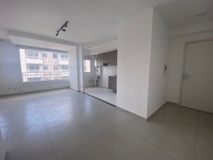 Apartamento com 85m², 2 dormitórios no bairro Humaitá em Porto Alegre para Alugar