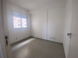 Apartamento com 85m², 3 dormitórios no bairro Farrapos em Porto Alegre para Alugar