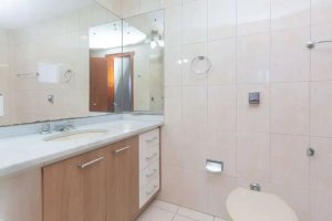 Apartamento com 120m², 3 dormitórios no bairro Petrópolis em Porto Alegre para Alugar