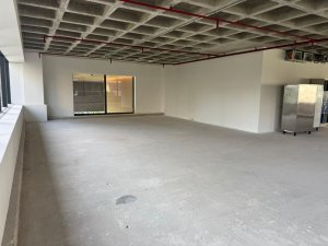 Sala Comercial com 485m² no bairro Auxiliadora em Porto Alegre para Alugar