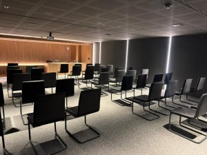 Sala Comercial com 647m² no bairro Auxiliadora em Porto Alegre para Alugar