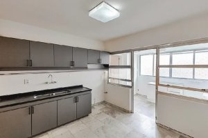 Apartamento com 170m², 3 dormitórios no bairro Floresta em Porto Alegre para Alugar