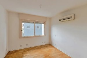 Apartamento com 170m², 3 dormitórios no bairro Floresta em Porto Alegre para Alugar