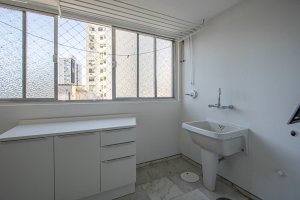 Apartamento com 169m², 3 dormitórios no bairro Moinhos de Vento em Porto Alegre para Alugar