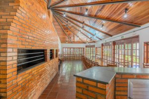 Apartamento com 169m², 3 dormitórios no bairro Moinhos de Vento em Porto Alegre para Alugar