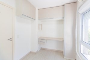 Apartamento com 71m², 2 dormitórios no bairro Jardim Botânico em Porto Alegre para Alugar