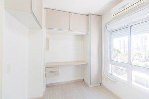 Apartamento com 71m², 2 dormitórios no bairro Jardim Botânico em Porto Alegre para Alugar