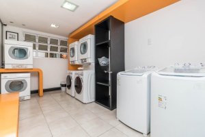 Apartamento com 71m², 2 dormitórios no bairro Jardim Botânico em Porto Alegre para Alugar