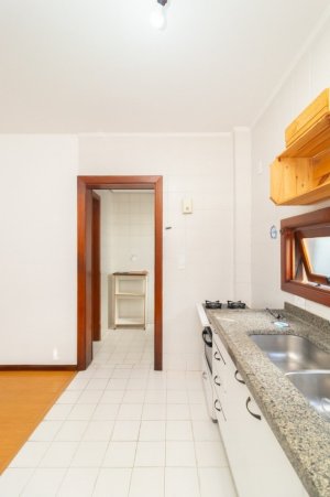 Apartamento com 73m², 2 dormitórios no bairro Petrópolis em Porto Alegre para Alugar