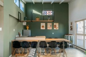 Cobertura com 200m², 4 dormitórios no bairro Petrópolis em Porto Alegre para Alugar