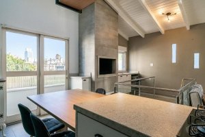 Cobertura com 200m², 4 dormitórios no bairro Petrópolis em Porto Alegre para Alugar