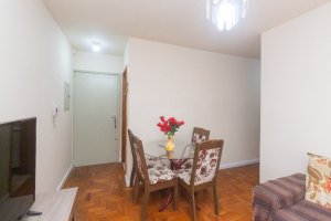 Apartamento com 80m², 3 dormitórios no bairro Petrópolis em Porto Alegre para Alugar
