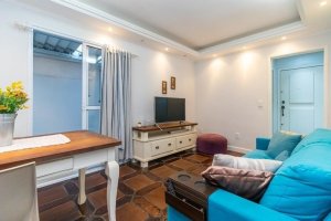 Apartamento com 70m², 1 dormitório no bairro Moinhos de Vento em Porto Alegre para Alugar