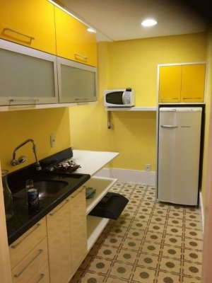 Apartamento com 70m², 1 dormitório no bairro Moinhos de Vento em Porto Alegre para Alugar