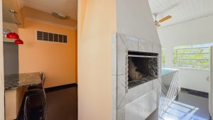 Apartamento com 100m², 3 dormitórios no bairro Floresta em Porto Alegre para Alugar