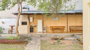 Apartamento com 100m², 3 dormitórios no bairro Floresta em Porto Alegre para Alugar