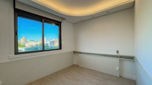 Apartamento com 161m², 3 dormitórios no bairro Moinhos de Vento em Porto Alegre para Alugar