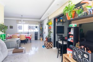 Apartamento com 87m², 3 dormitórios no bairro Tristeza em Porto Alegre para Alugar