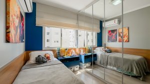 Apartamento com 70m², 2 dormitórios no bairro Vila Ipiranga em Porto Alegre para Alugar