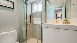 Apartamento com 70m², 2 dormitórios no bairro Vila Ipiranga em Porto Alegre para Alugar