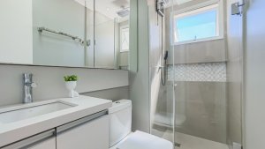 Apartamento com 70m², 2 dormitórios no bairro Vila Ipiranga em Porto Alegre para Alugar