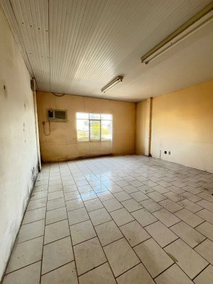Depósito com 200m² no bairro Santa Tereza em Porto Alegre para Alugar