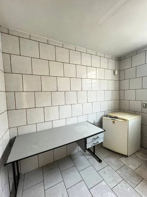 Depósito com 200m² no bairro Santa Tereza em Porto Alegre para Alugar