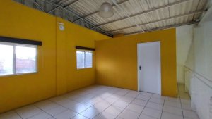Depósito com 200m² no bairro Sarandi em Porto Alegre para Alugar