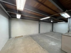 Depósito com 296m² no bairro Sarandi em Porto Alegre para Alugar