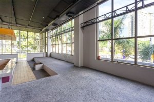 Loja com 304m² no bairro Cristal em Porto Alegre para Alugar