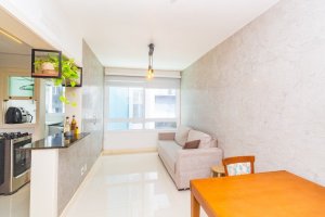 Apartamento com 47m², 1 dormitório no bairro Passo da Areia em Porto Alegre para Alugar