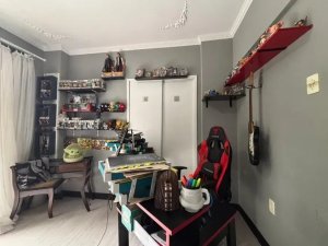 Apartamento com 180m², 4 dormitórios no bairro Centro Histórico em Porto Alegre para Alugar