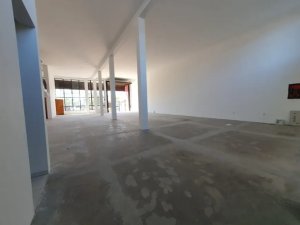 Depósito com 570m² no bairro Sarandi em Porto Alegre para Alugar