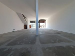 Depósito com 570m² no bairro Sarandi em Porto Alegre para Alugar